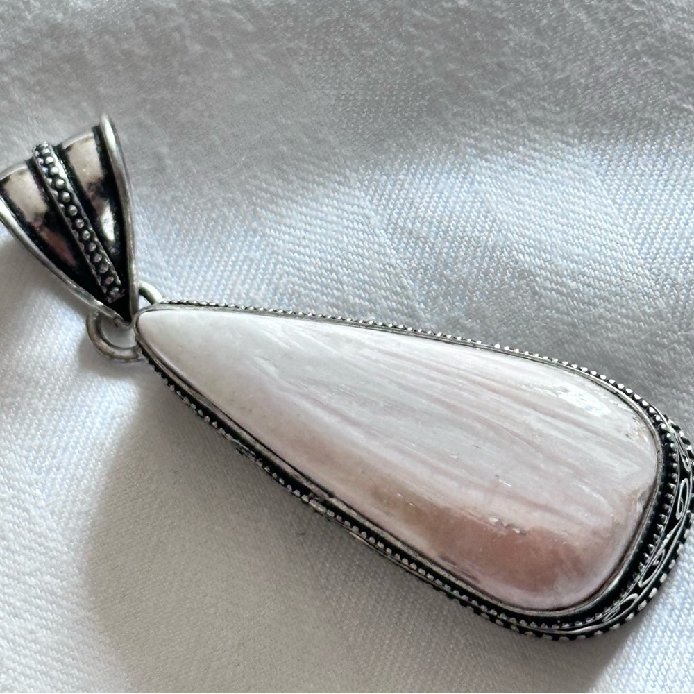 Hand Crafted Artisan SCOLECITE Pendant Healing Stone teardrop Filigree Bezel